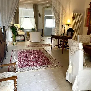 ortigia-maam-apartments.sicilyhotelsitaly.net/