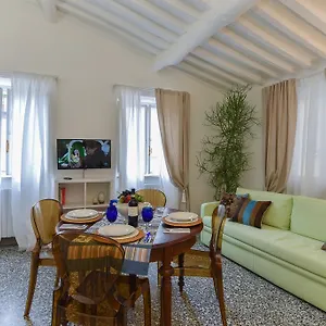 dreaming-lucca-leonardo.it-tuscanyhotel.com/